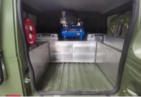 多功能越野工具车